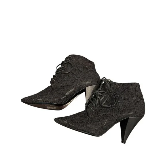 Saint Laurent Era 38 Black Lace Up Boots authentic - Picture 1 of 9